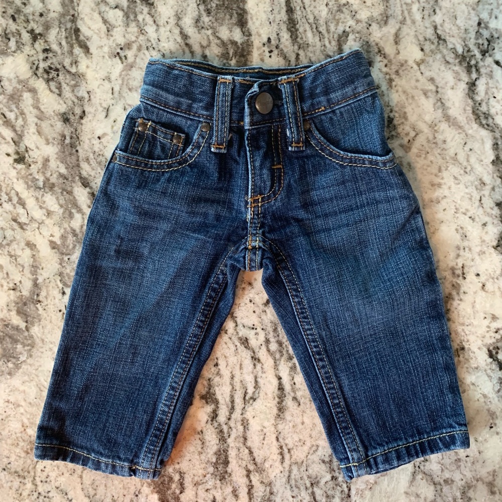3-6 months Baby Wrangler Jeans. 🤠